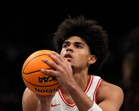 Arizona Wildcats guard Brayden Burries in action