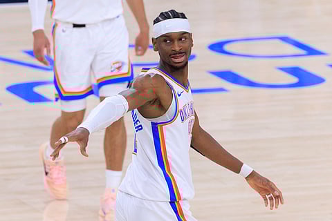 Shai Gilgeous-Alexander in action