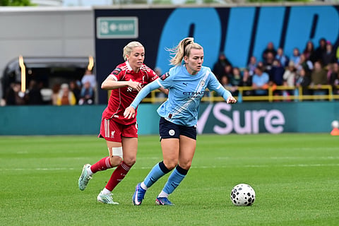 Rebecca Knaak in action against Liverpool