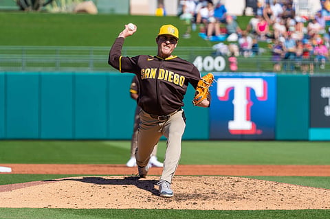 San Diego Padres relief pitcher Ron Marinaccio