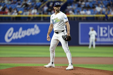 Nick Martinez in action against Los Angeles Angels