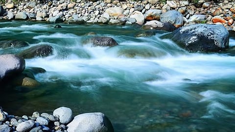Travel vlogger called out for
endangering city watershed