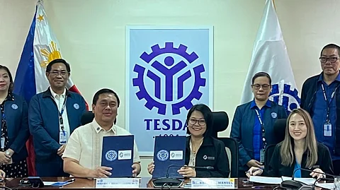 ■ PARTNERSHIP: Subay sa saad sa brand sa Aboitiz Construction sa pagtukod og mas maayong kaugmaon, ang kompaniya mipirma og pakigtambayayong tali sa Technical Education and Skills Development Authority (Tesda) aron suportahan ang pagkat-on sa umaabot nga skilled workers sa nasod. / TAMPO