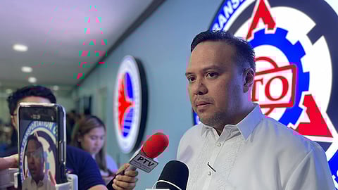 Galario, asst. RD sa LTO 7 nagkasungi