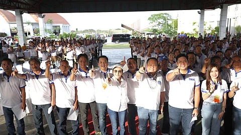 The officials of Bogo City in northern Cebu took their oaths of allegiance to One Cebu, the party led by Cebu Governor Gwendolyn Garcia.