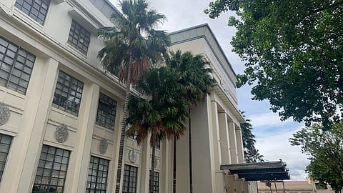 Cebu City Hall employees dunay Charter Day bonus