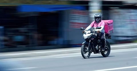 Non-certified delivery riders must get business permits