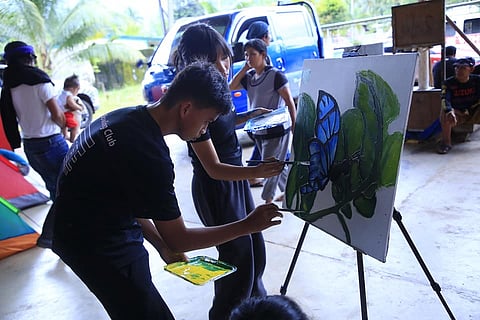 Paint your traumas away!