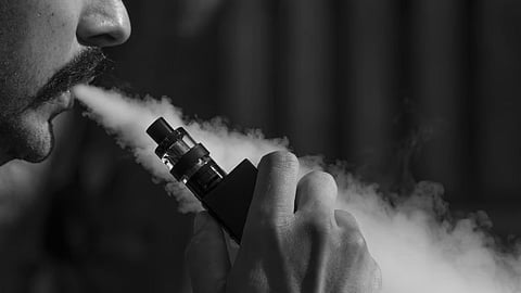 ■ VAPE: Dunay nasakpan sa kaulohan nga marijuana-flavored vapes hinungdan nga gipaalerto ang kapulisan sa tibuok nasod sa pag-monitor sa pagpayuhot niini. / Pixabay, SunStar Philippines