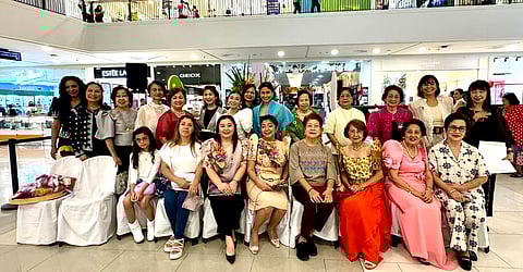FLORAL HARMONY. In
honor of Women’s Month, the Ikebana International Davao Chapter 133 delight visitors
with a charming mini exhibit entitled “Floral Harmony” at the Ayala Malls Abreeza.