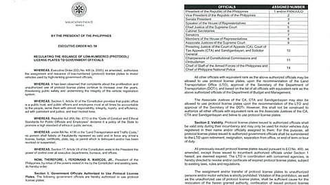 Marcos orders regulation of protocol license plate issuance