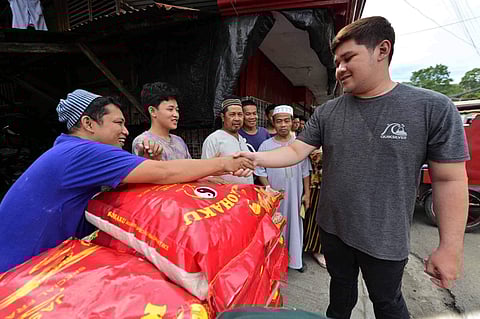 Rodrigo “Rigo” Duterte II, son of First Congressional District Representative Paolo “Pulong” Duterte, interacted with Muslim leaders and members as he expressed support and aligned himself with the First District Congressional Office's efforts to achieve a common objective of constructing a society that embraces diversity and inclusivity.