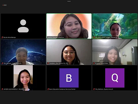 Project Proponent Sophia Villachica with the USLS BEU Junior High School Peer Facilitators as she discussed the initiatives of the advocacy.
