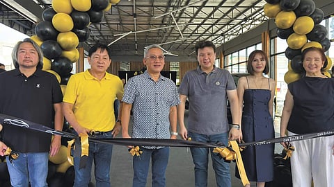 Notable guests present during the ribbon-cutting ceremony.