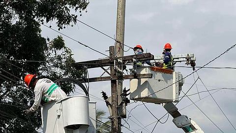 Negros Power response teams working in the Ceneco franchise area.