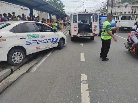 Pagrapido sa pasahero sa taxi gisusi