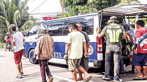 4 gipangharos sa van, ‘grabe’