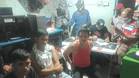 Three drug personalities were arrested in a drug bust operation at Matagoy Exterior, Barangay Rizal, Silay City on Monday evening, July 1. Silay City Police Station photo