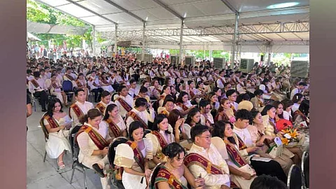 Hontiveros inspires ‘Iskolars ng Bayan’; CSS produces 2 summa cum laude grads