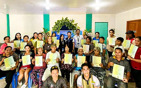 Awarding of 23 free PSA birth certificates under the Birth Registration Assistance Project (BRAP) at Brgy. Magsaysay, facilitated by PSA Davao del Norte, took place on Thursday, July 25, 2024.
