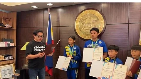 Chan Funds Incentives for Lapu-Lapu Athletes