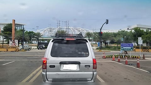 AI-equipped traffic lights on coastal road draw criticism