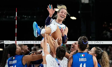 Italy beats defending champion US for gold in women's volleyball