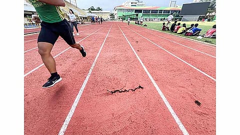 Track oval stays open during rubber repairs