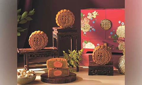 WHITE LOTUS MOONCAKE