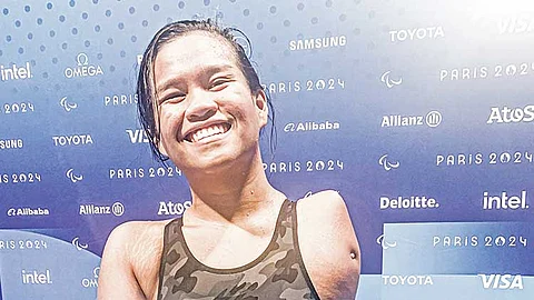 Wala’y mga bukton miabante sa finals sa swimming event