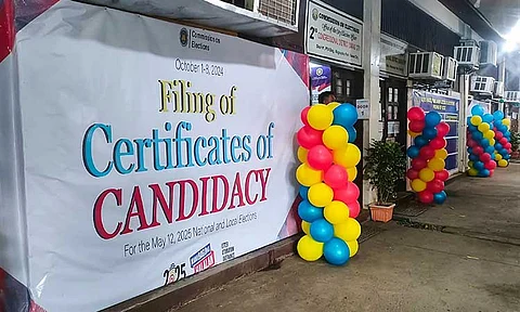 SLOW. The first day of the filing of the certificate of candidacy (COC) at the Commission on Elections (Comelec) office at Magsaysay Park, Davao City on Tuesday, October 1, 2024, is slow with only two candidates officializing their intent to be elected for city councilor. The arrival of the candidates was even far between, with the first one arriving in the morning and the second at past 4 p.m.