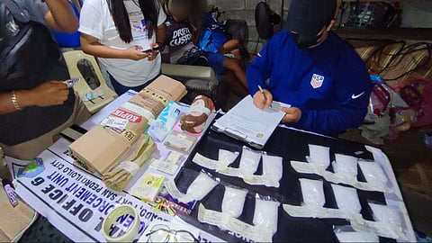 Joint operation leads to the arrest of a couple and seizure of P7.5 million worth of suspected shabu in Oton, Iloilo. (Contributed Photo)