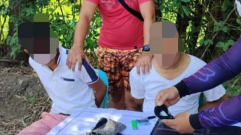 ILOILO. Police operatives in Iloilo successfully arrested three high-value individuals in separate anti-drug operations on October 3, 2024, confiscating P591,600 worth of suspected shabu in Pototan and Santa Barbara, Iloilo. The suspects face charges under RA 9165, as law enforcement continues its fight against illegal drugs.