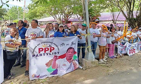 Duterte supporters flock to Magsaysay Park to show their support to their bets on Monday afternoon, October 7, 2024. Former President Rodrigo R. Duterte and incumbent Davao City Mayor Sebastian "Baste" Duterte filed their certificates of candidacies (COC) for mayor and vice mayor, respectively.