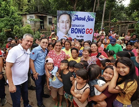 Bong Go named adopted son of Pontevedra