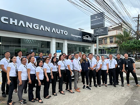The Changan Dumaguete team together with Global Star Motors executives.