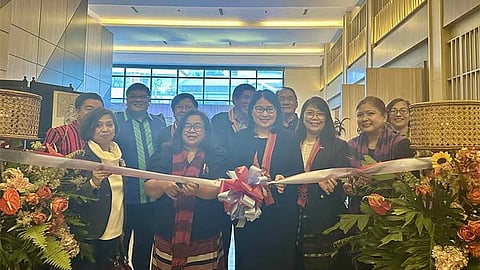 BAGUIO. (From left) Creative Baguio City Council Chairman Marie Venus Q. Tan, DTI-CAR Regional Director Juliet P. Lucas, DTI Competitiveness and Innovation Group Undersecretary Rafaelita M. Aldaba, DTI Competitiveness and Innovation Group Assistant Secretary Leonila T. Baluyut, Department of Tourism-CAR Regional Director Jovi Ganongan (L-R Back) DTI Ifugao Provincial Director Francis Pacio, DTI-CAR Assistant Regional Director Samuel Gallardo, Department of Information and Communications Technology-CAR Regional Director Regional Director Reynaldo T. Sy, DTI-Kalinga Provincial Director Renie Ramos, DTI-Apayao Provincial Director Wena M. Buston.