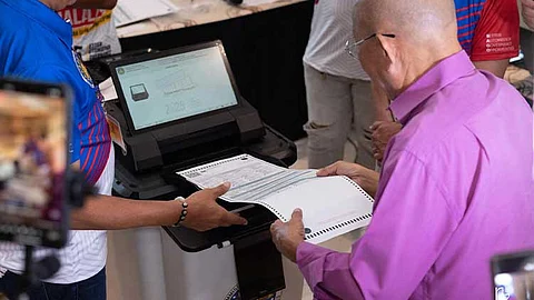 Comelec-Angeles hosts counting machine Roadshow