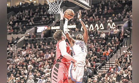 Thunder mitipi sa Blazers