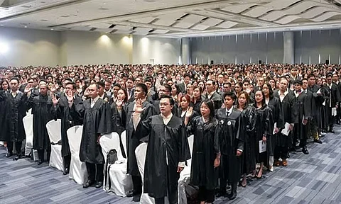 SC Justice ngadto sa bag-ong mga abogado: Be good people