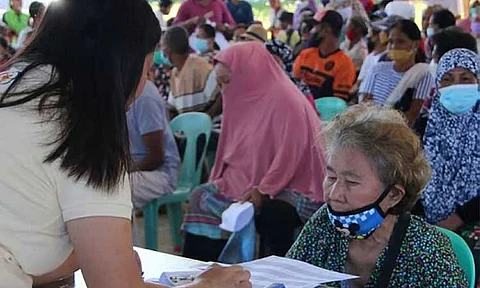 Seniors to get milestone cash grants