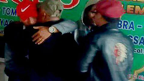 ZAMBOANGA. The 5th Mechanized Infantry Battalion, with the support of concerned stakeholders, has resolved a nearly two-decade dispute between two families in Maigo, Lanao del Norte on Saturday, March 22. A photo handout showed members of the two warring families embraced each other during the settlement of their conflict at Kutitap Beach Resort in Labu-ay village, Maigo, Lanao del Norte. (SunStar Zamboanga)