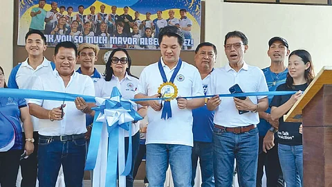 Bacolod opens first athlete’s dormitory