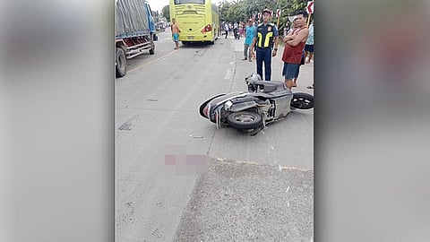 Naligsan sa bus, patay