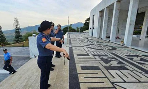 TIGHT SECURITY. Police Regional Office 3 (Central Luzon) personnel intensify security preparations at Mt. Samat and nearby areas in Pilar, Bataan on Tuesday (April 8, 2025) for the following day's commemoration of the Araw ng Kagitingan (Day of Valor). President Ferdinand R. Marcos Jr. will lead the activities to be held at the historic Dambana ng Kagitingan. (Photo courtesy of PRO-3)