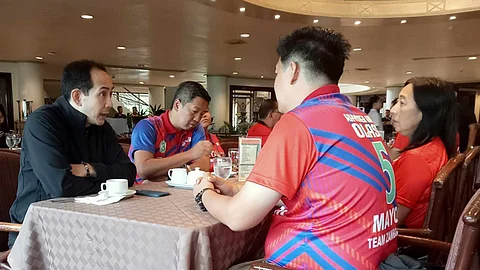 ZAMBOANGA. Senatorial aspirant Victor Rodriguez (left) underscores the need for the government to continue the campaign against illegal drugs to curb criminalities in the country. Rodriguez arrived in Zamboanga City for a campaign sortie and met with the Team Zamboanga candidates led by 1st District Representative Khymer Olaso (2nd from right) and former Mayor Maria Isabela Climaco (right, partly covered) who are running for mayor and vice mayor, respectively. (SunStar Zamboanga)