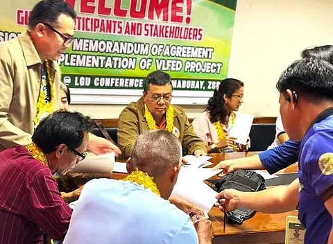 ZAMBOANGA. The Department of Agrarian Reform (DAR) partners with Kauswagan Integrated Farmers Services Association (Kifsa), a DAR-assisted Agrarian Reform Beneficiary Organization (Arbo) in Mabuhay, Zamboanga Sibugay to strengthen the Arbo’s production and marketing of its signature spicy vinegar -- sinamak.