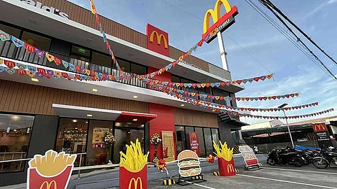 McDonald's store in Victorias City