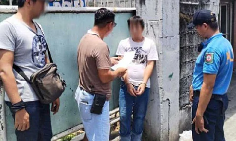 MOST WANTED. One of two fugitives arrested in operations in Bulacan and Pampanga on Friday (May 2, 2025). Police Regional Office-Central Luzon Director Brig. Gen. Jean Fajardo said operations will continue to ensure that fugitives are held accountable. (Photo courtesy of Bulacan PPO)