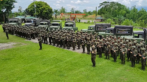 The 12th Infantry (Lick ‘Em) Battalion of the Philippine Army holds a send-off ceremony for its deployment to provide election security in Iloilo and Capiz for the 2025 National and Local Elections. (Photo courtesy of the 12IB)